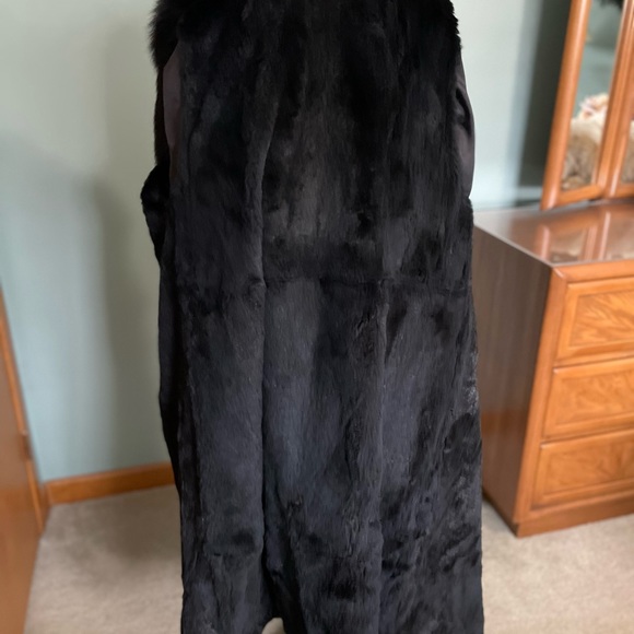 Reversible Full Length Mink Coat - Picture 10 of 16